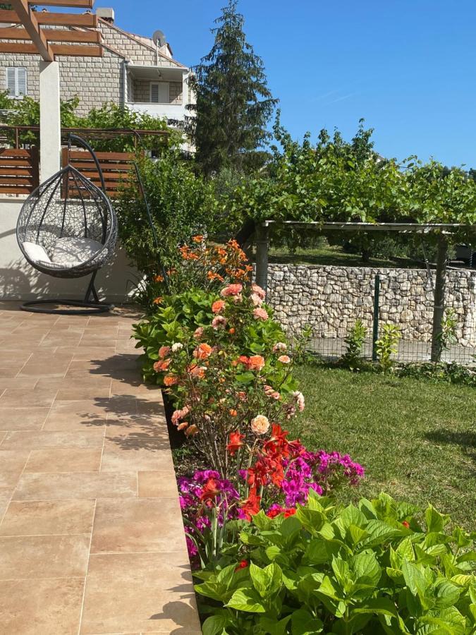 Villa Pergola -Apartment Roko Млини Экстерьер фото