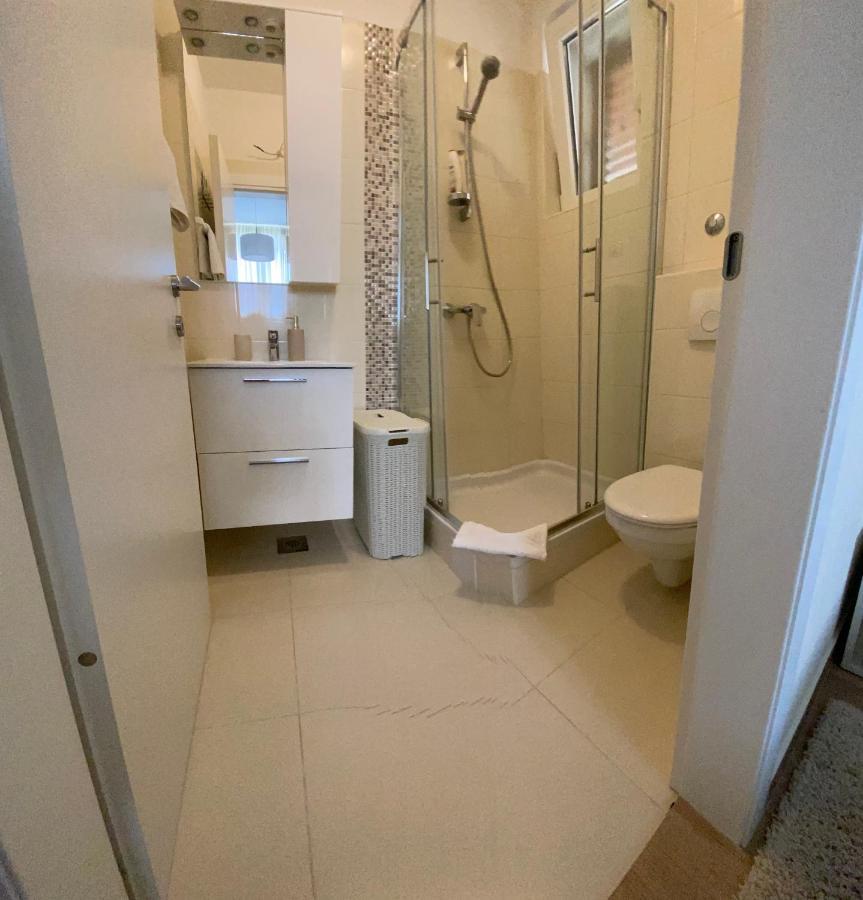 Villa Pergola -Apartment Roko Млини Экстерьер фото